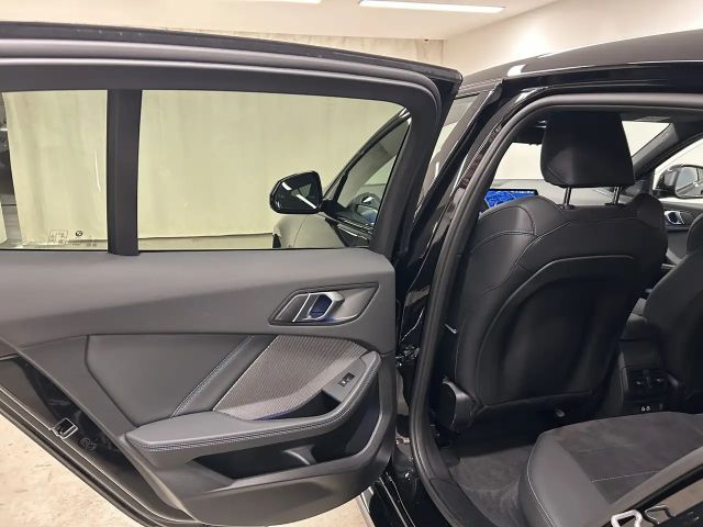 BMW 118 118d M-Sport Sedan