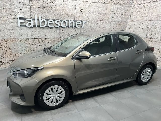 Toyota Yaris Active VVT-i