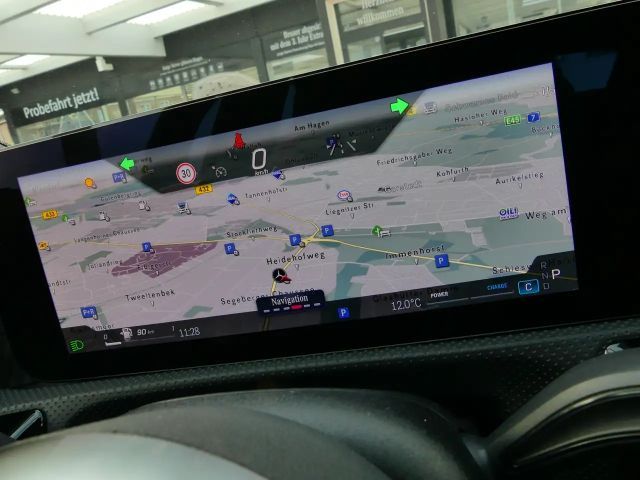 Mercedes-Benz CLA 180 Progressive Sedan