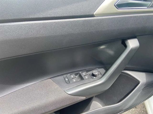 Volkswagen Polo Move