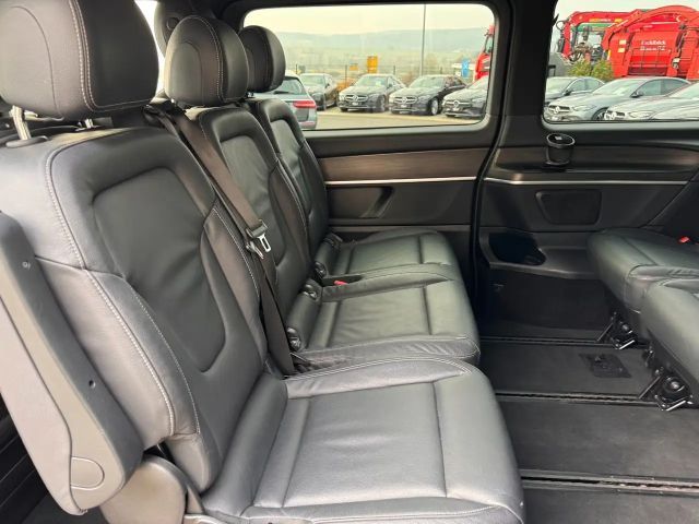 Mercedes-Benz V 300 4MATIC V 300 d