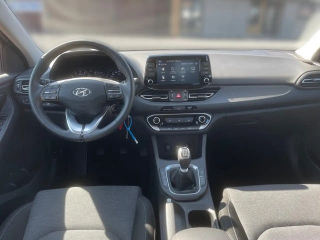 Hyundai i30 Hybrid Select