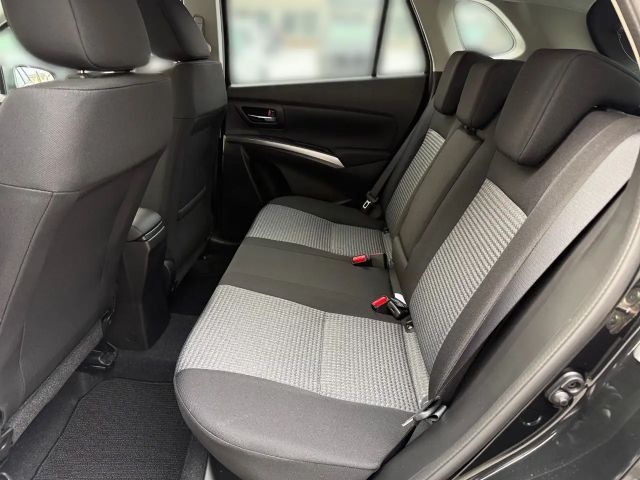 Suzuki S-Cross AllGrip Hybrid