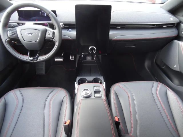 Ford Mustang Mach-E AWD