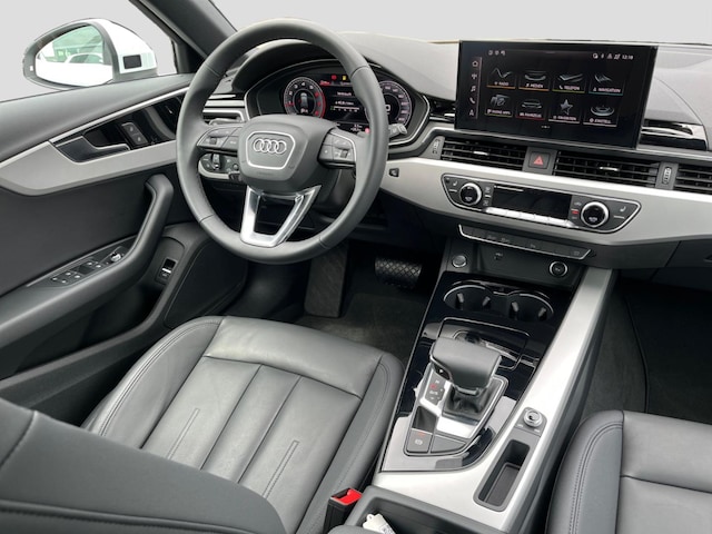 Audi A4 35 TFSI Avant S-Line S-Tronic