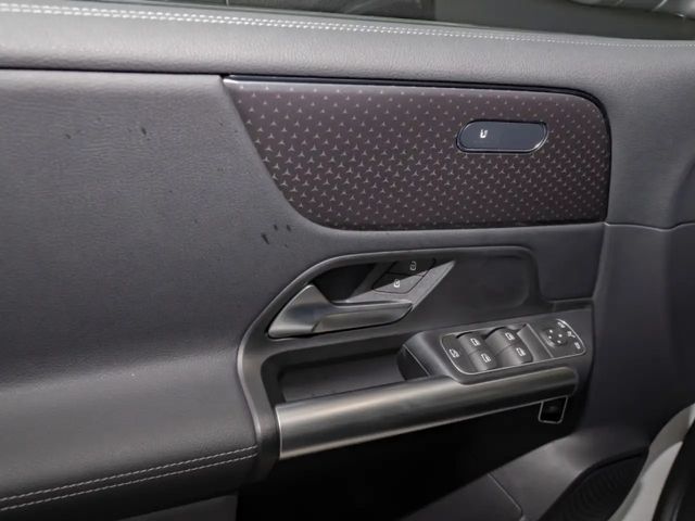 Mercedes-Benz B 180 Progressive