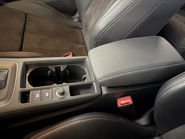 Audi Q3 35 TDI S-Line S-Tronic