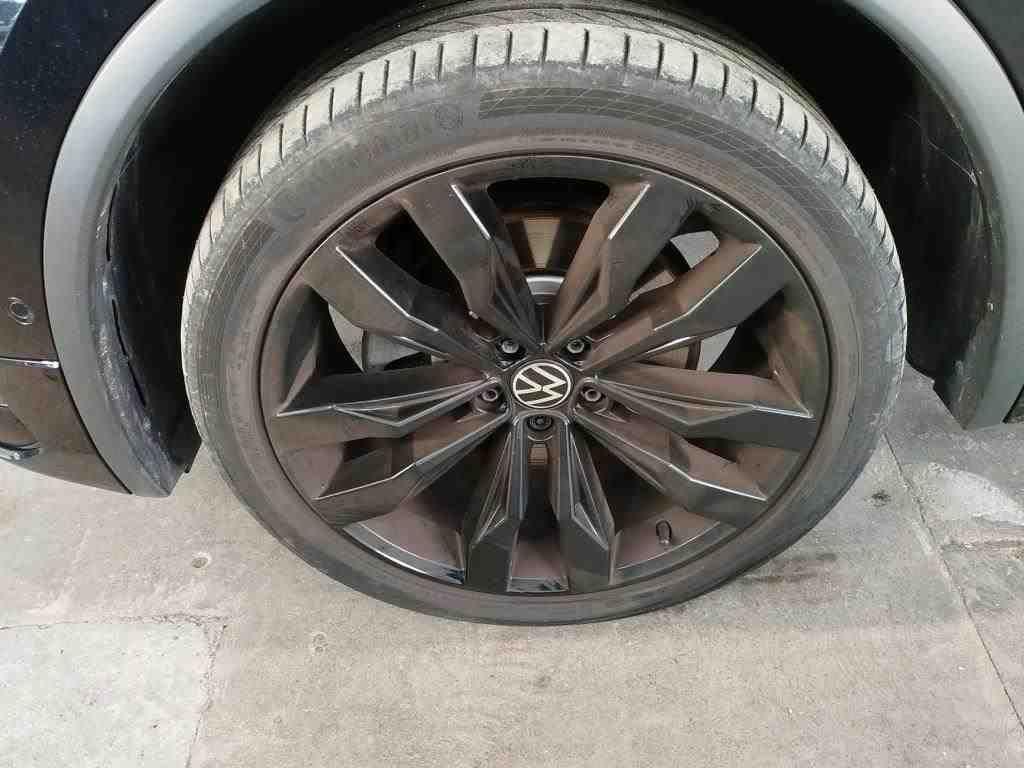 Volkswagen Tiguan Allspace DSG IQ.Drive R-Line