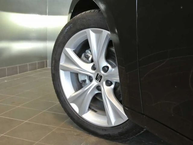 Seat Leon 1.5 eTSI DSG FR-lijn Sportstourer