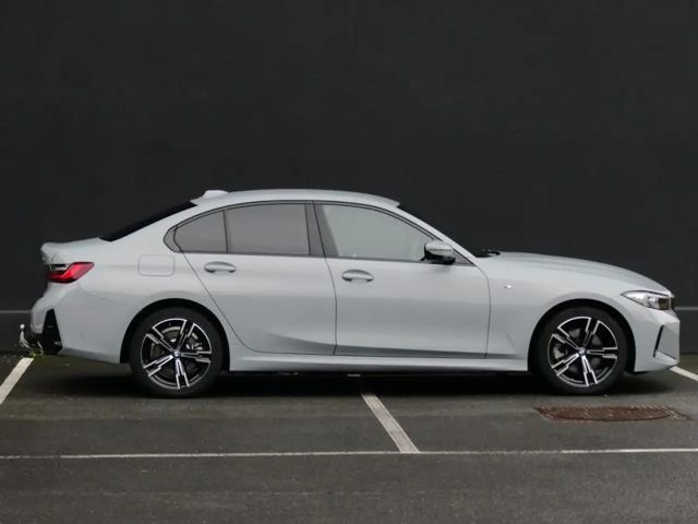 BMW 330 330e M-Sport Sedan