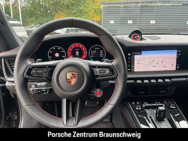 Porsche 992 4 Coupé GTS Targa