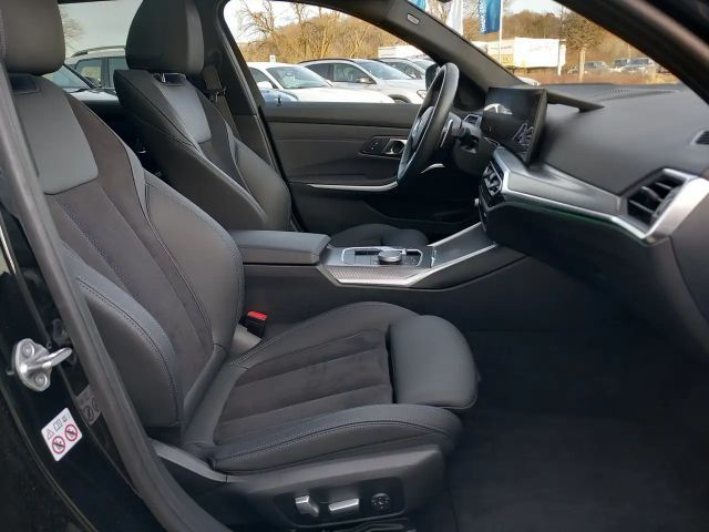 BMW 320 320d M-Sport Touring