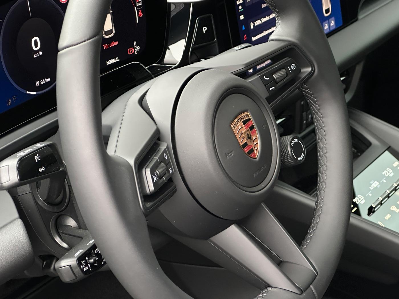 Porsche Macan BOSE PANO 360°