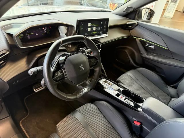 Peugeot 2008 EAT8 GT-Line PureTech