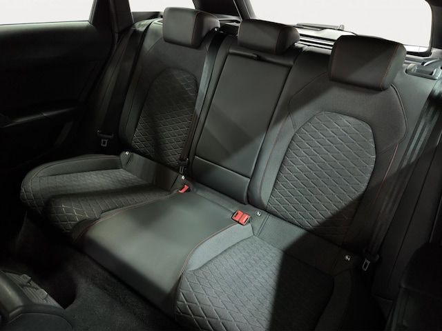 Seat Leon 1.5 eTSI FR-lijn Sportstourer