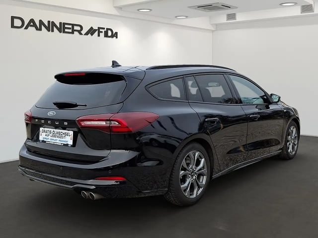 Ford Focus EcoBoost ST Line Wagon