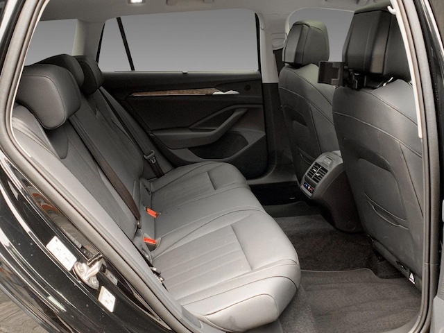 Skoda Superb 2.0 TDI Combi Laurin & Klement