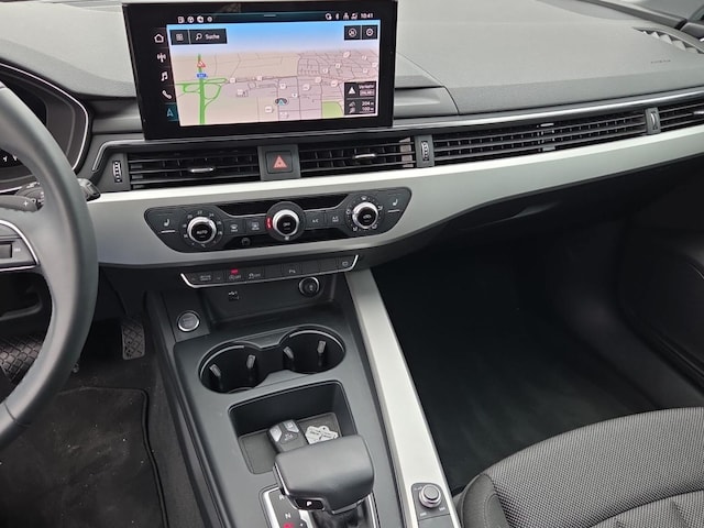 Audi A4 40 TFSI Avant S-Tronic