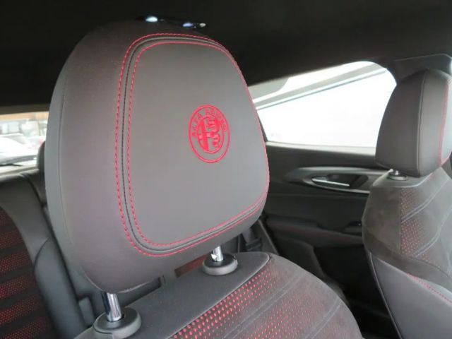 Alfa Romeo Tonale Hybrid Veloce