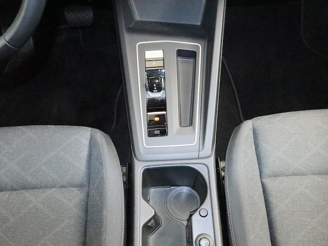 Volkswagen Golf 1.5 eTSI Golf VIII Life