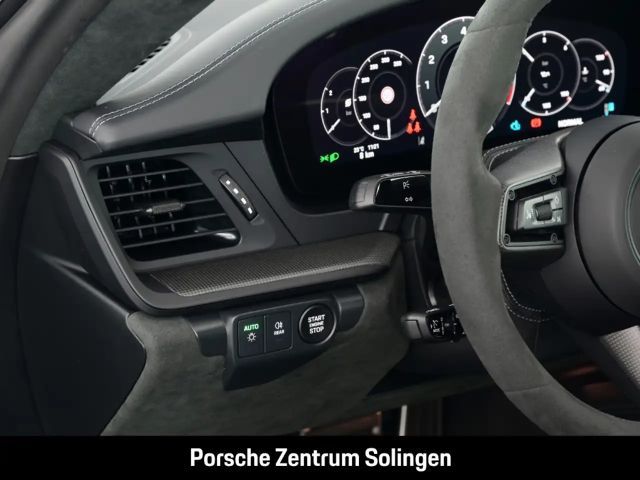 Porsche 992 Carrera Coupé GTS