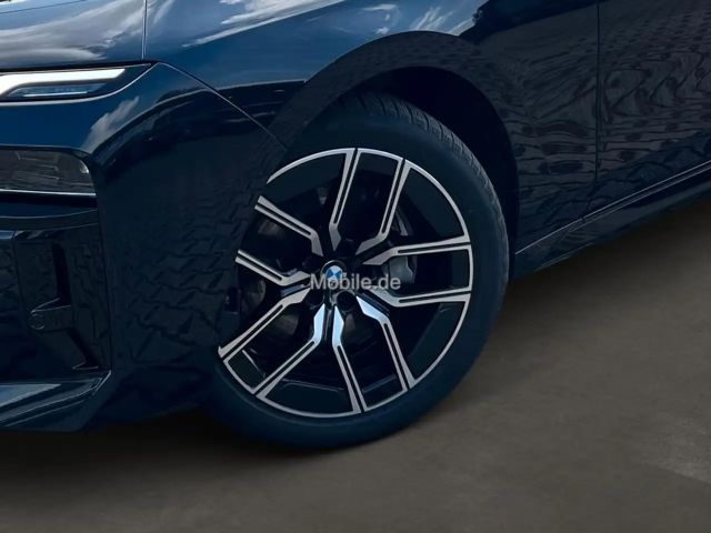 BMW 740 740d M-Sport Sedan xDrive