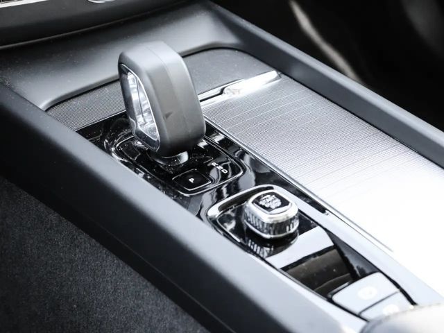 Volvo XC60 AWD Dark Ultimate