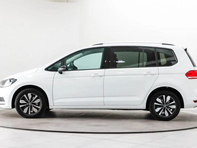 Volkswagen Touran 1.5 TSI DSG