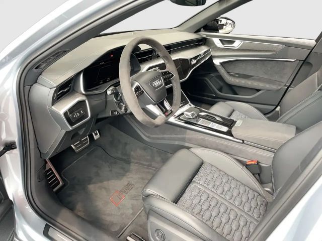 Audi RS6 Avant Performance Quattro