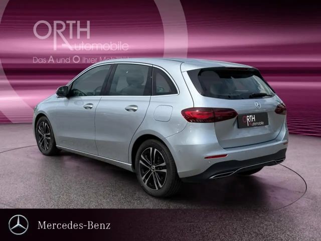 Mercedes-Benz B 180 Progressive