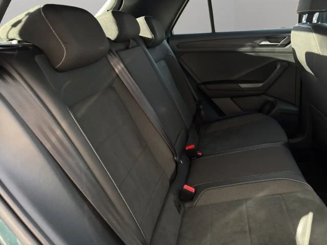 Volkswagen T-Roc 1.5 TSI DSG R-Line