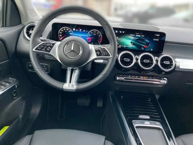 Mercedes-Benz GLB 220 4MATIC Progressive
