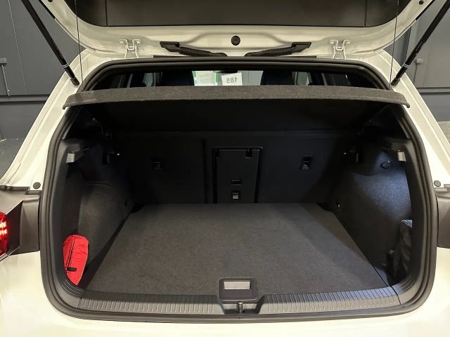 Volkswagen Golf 1.5 eTSI