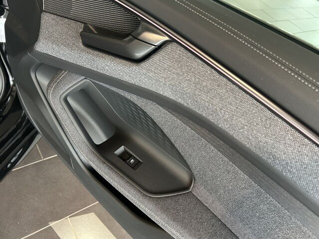 Audi A6 e-tron Quattro