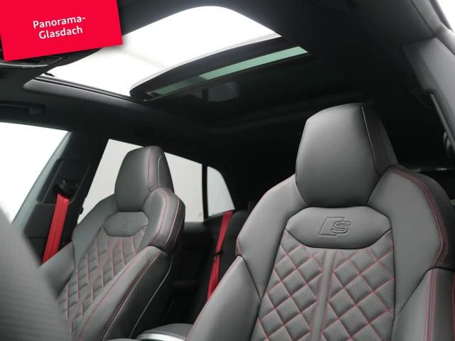 Audi Q8 Business S-Line