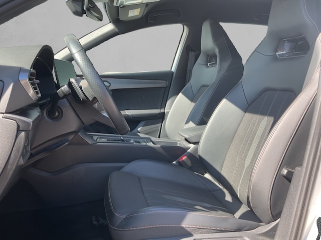 Cupra Leon Cupra Leon 1,4 TSI e-Hybrid LED+KEYLESS+KAMERA