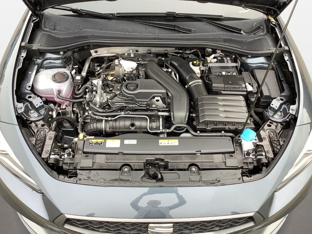 Seat Leon 1.5 eTSI Black FR-lijn Sportstourer