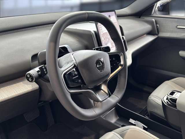 Volvo EX30 LED Klima Standhzg Einparkhilfe