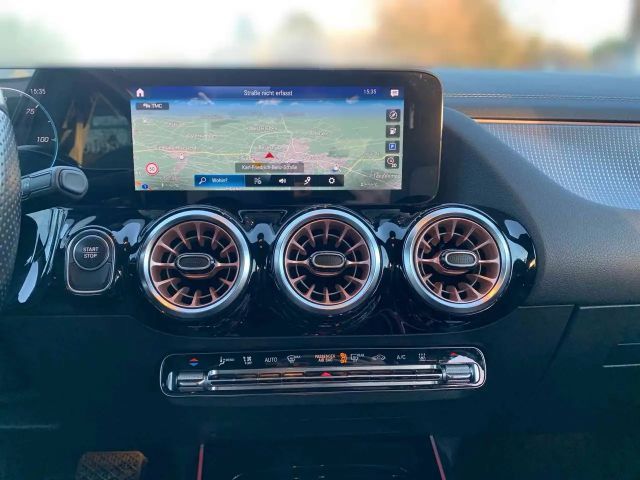 Mercedes-Benz EQA 250 Electric Art