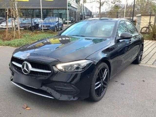 Mercedes-Benz C 200 C 200 d Sedan