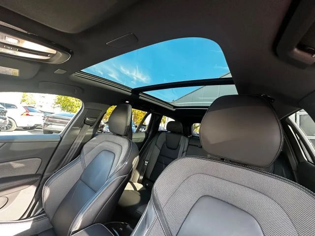 Volvo V60 AWD Plus T8