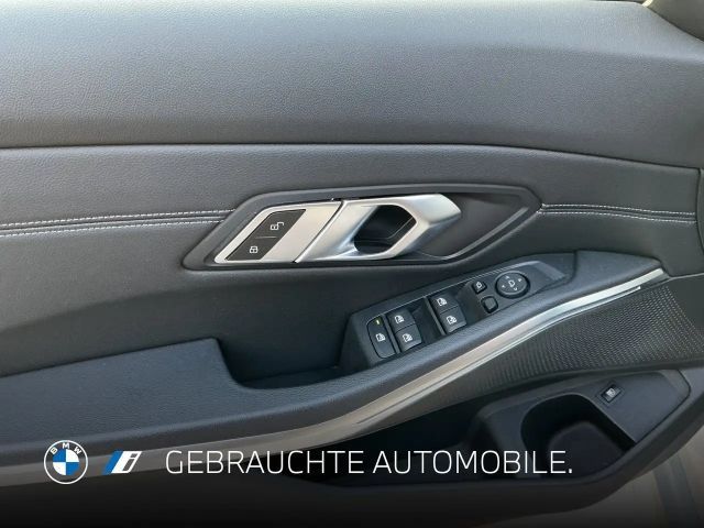 BMW 320 320e Sedan Sport Line