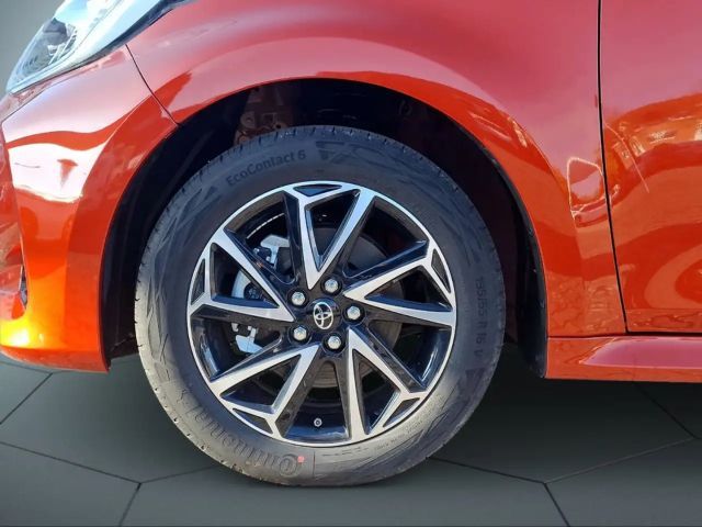 Toyota Yaris Hybride Team D