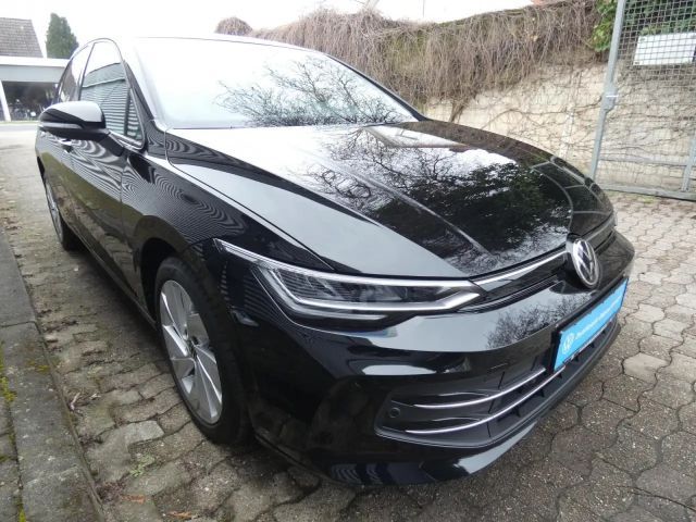 Volkswagen Golf 1.5 TSI Golf VIII