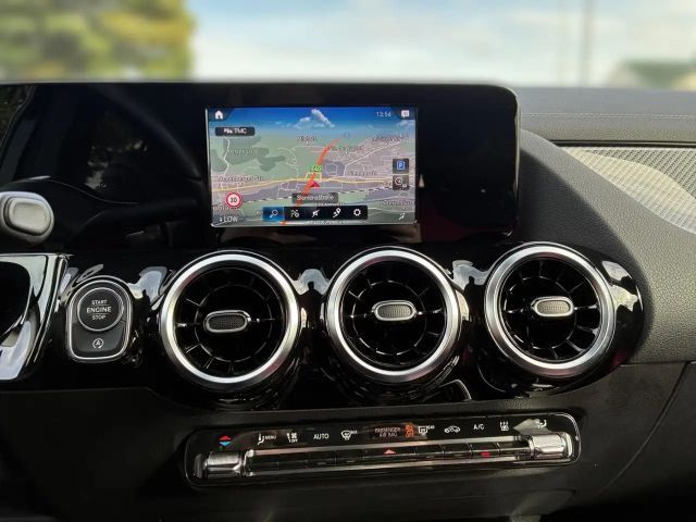 Mercedes-Benz GLA 200 4MATIC AMG Line