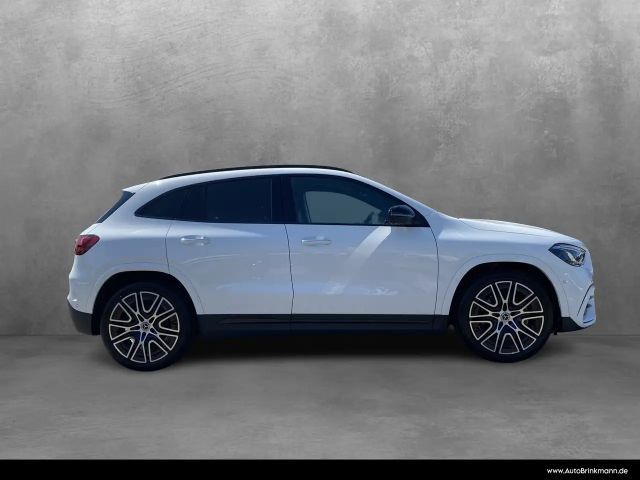 Mercedes-Benz GLA 200 AMG Line