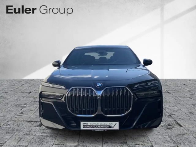 BMW 740 740d M-Sport Sedan xDrive