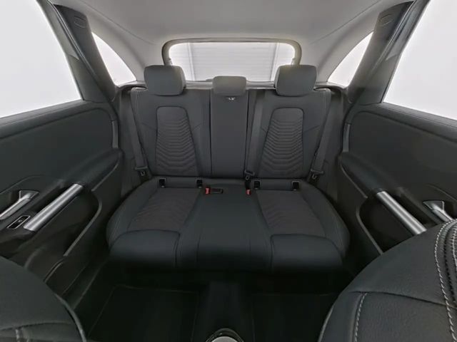 Mercedes-Benz B 180 Progressive