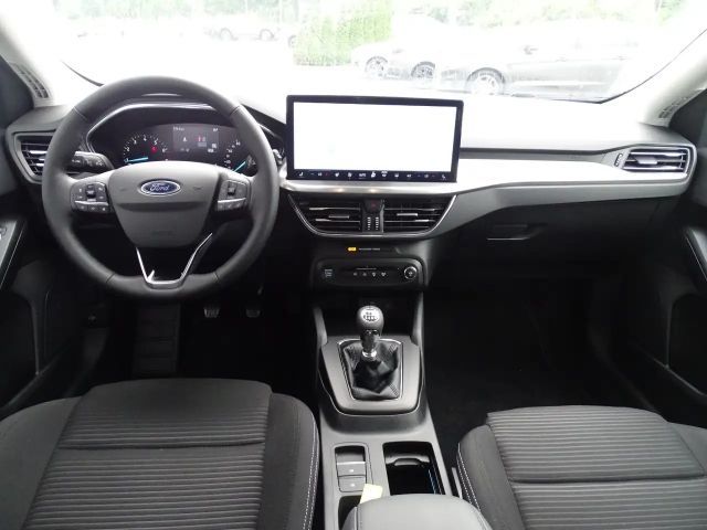 Ford Focus Titanium Wagon