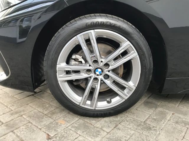 BMW 118 118i M-Sport Sedan